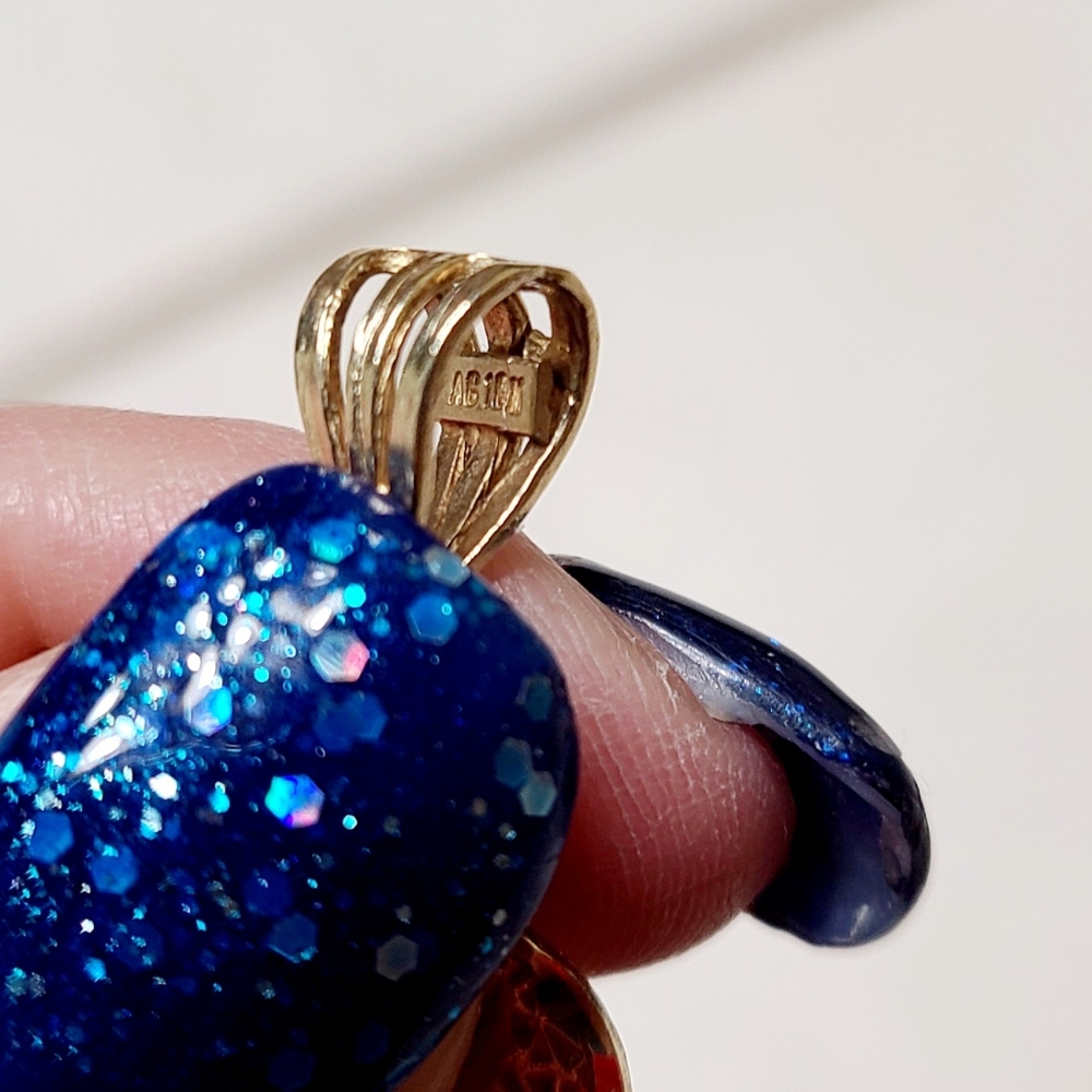 10k Real Solid Gold Pendant. - Picture 4 of 12